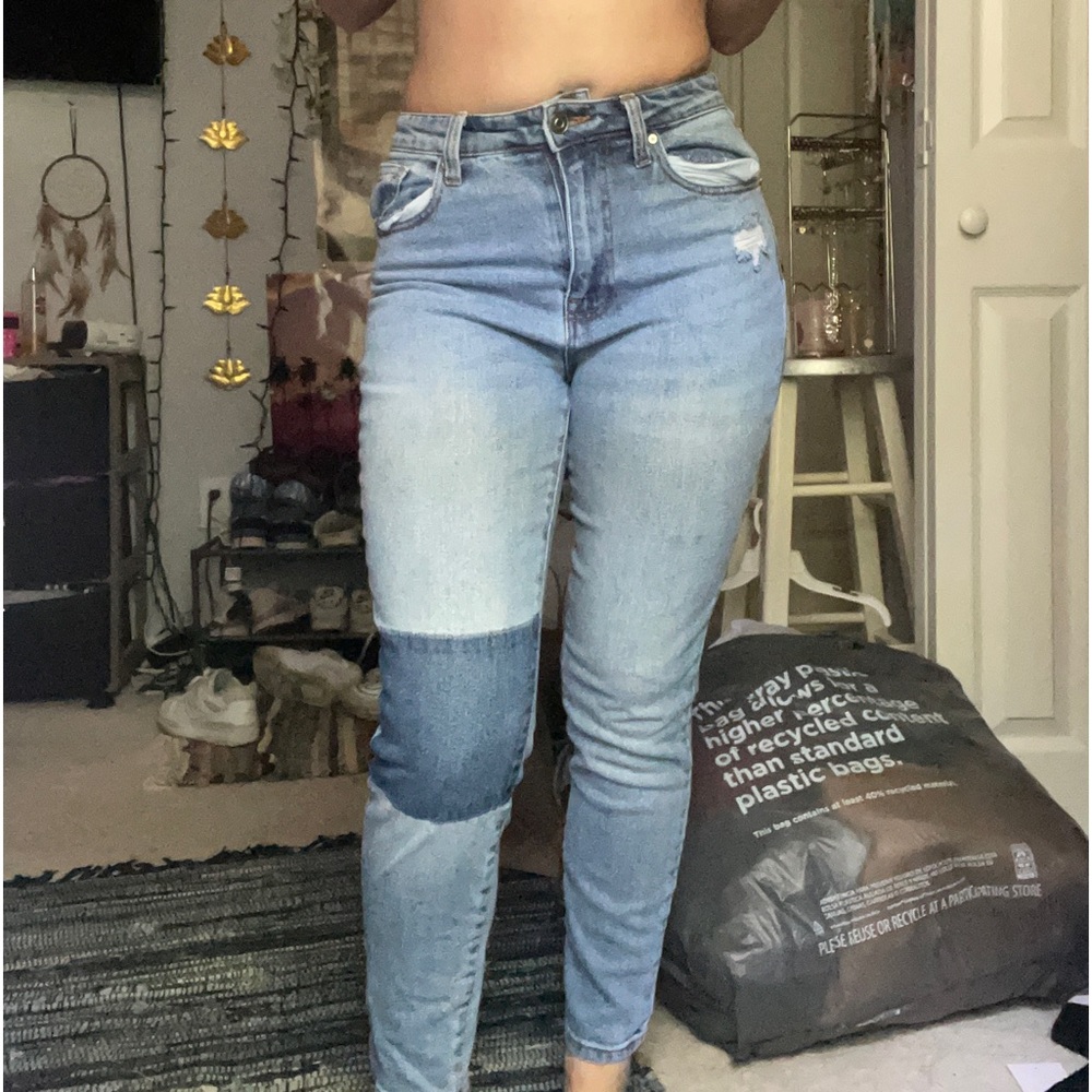 No Boundaries women’s mom jeans, size 7